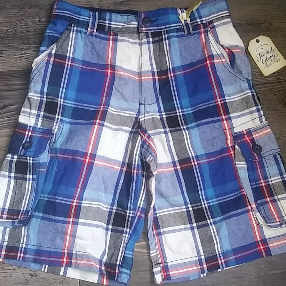 Boys size 12 plaid shorts